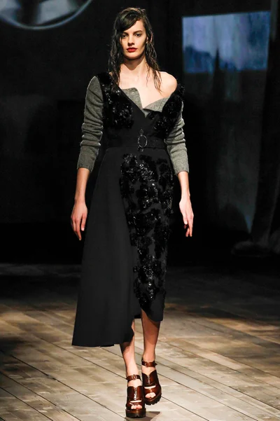 Look 1